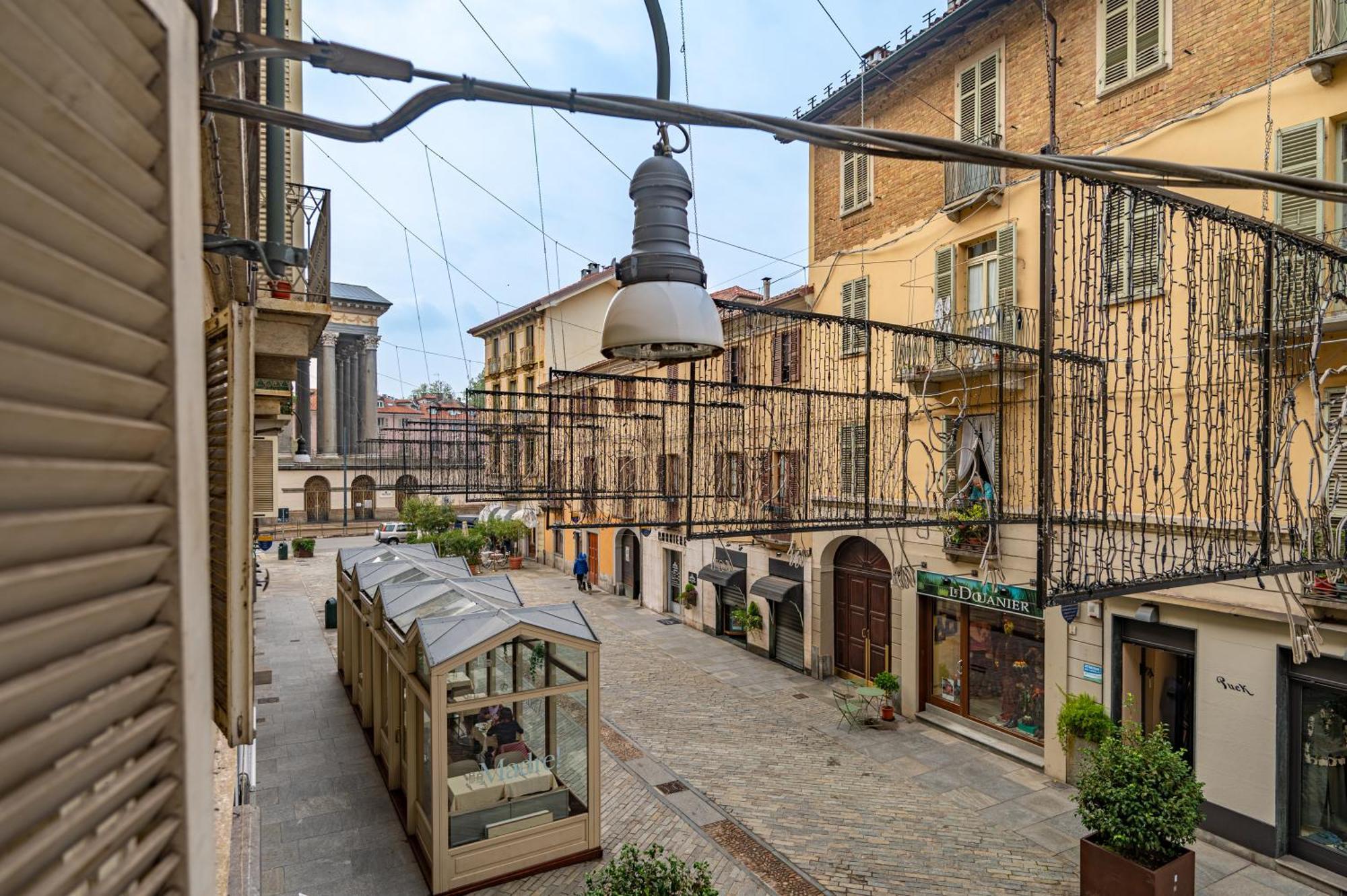 Loft Verga, Cuore E Stile In Centro A Torino Εξωτερικό φωτογραφία